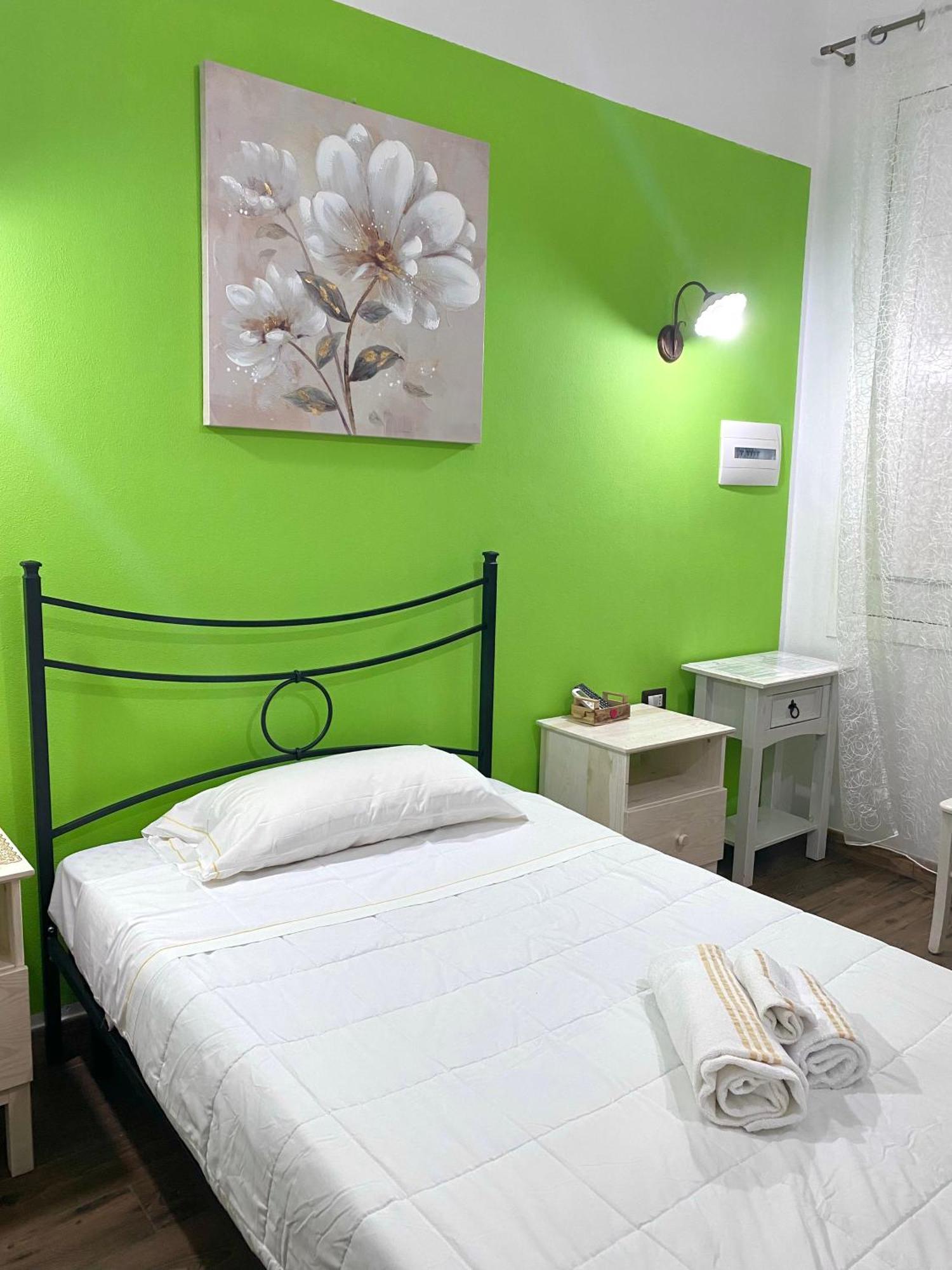 Hotel Dani'S House Cagliari Pokoj fotografie