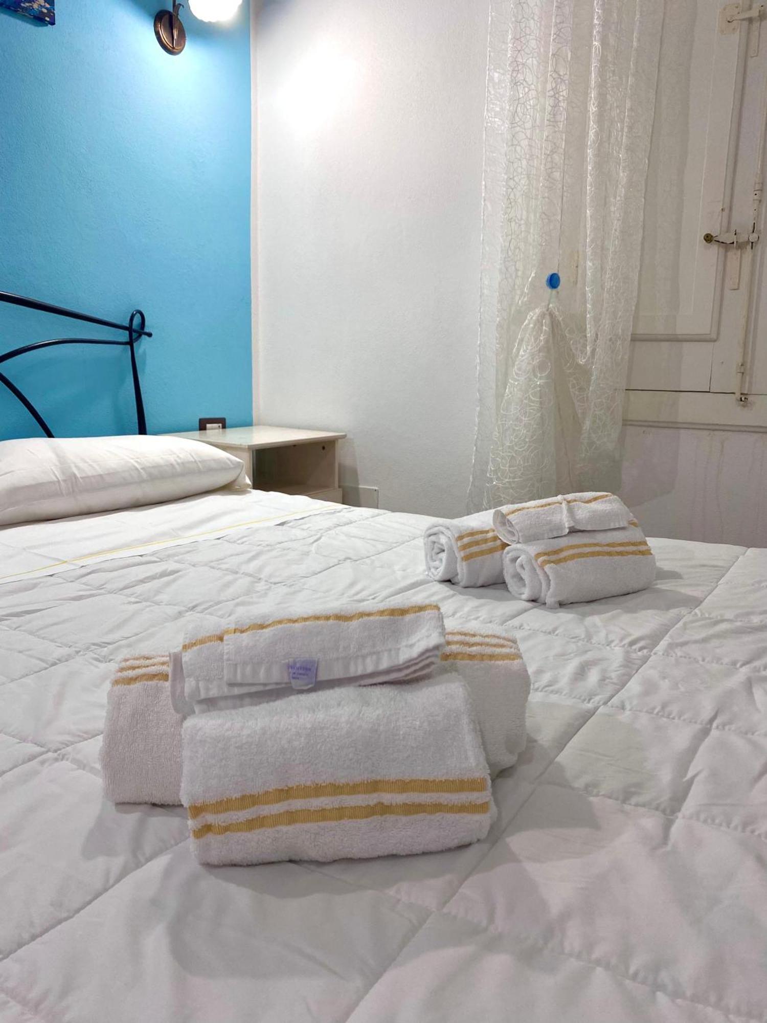 Hotel Dani'S House Cagliari Pokoj fotografie