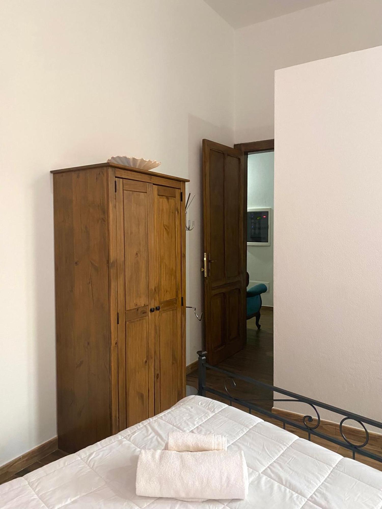 Hotel Dani'S House Cagliari Pokoj fotografie